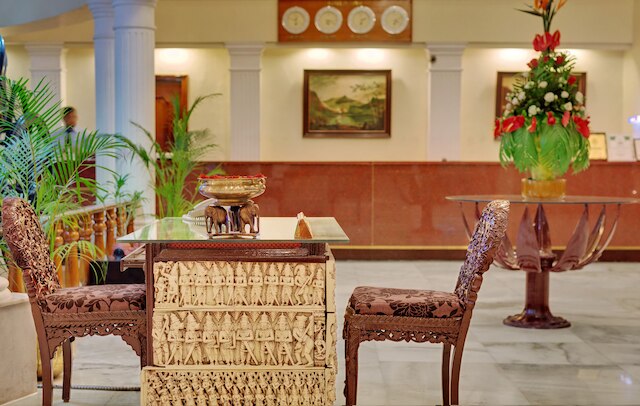 アンバサダー パラーヴァ