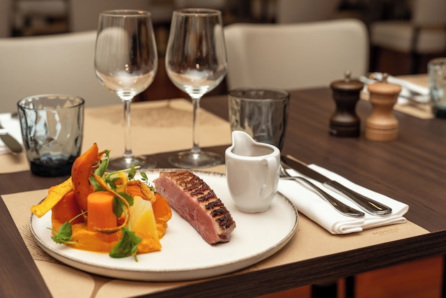 オクシデンタル パリ ルヴァロワ