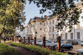 グランド ホテル カレル V