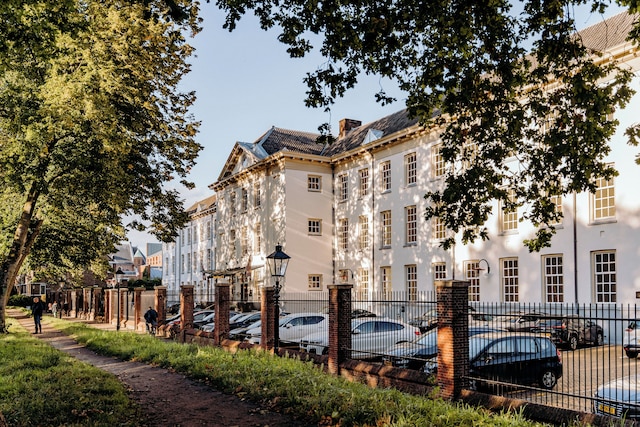 グランド ホテル カレル V