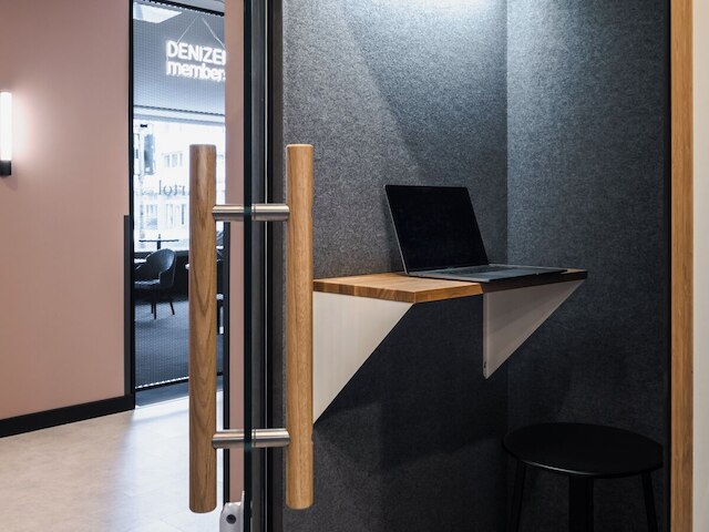 ヌマ デュッセルドルフ アートル