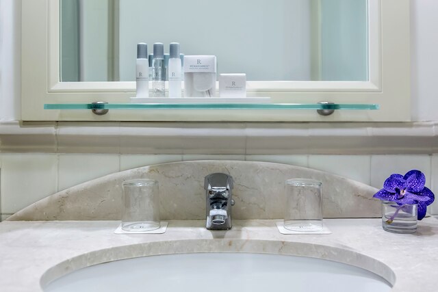 ルネサンス ナポリ ホテル メディテラネオ