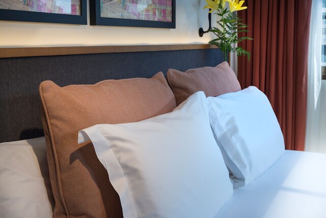 H10 トライベッカ