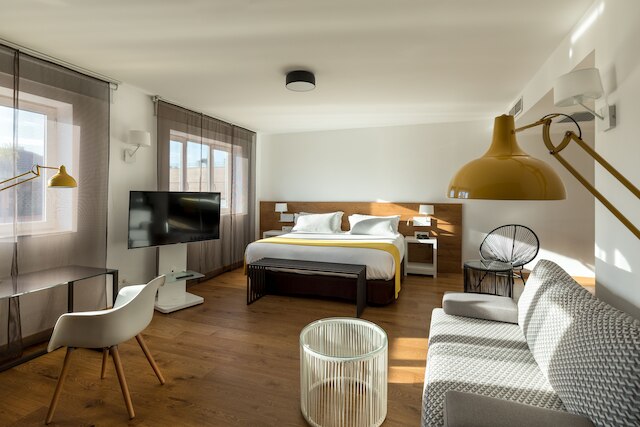 ラファエルホテル アトーチャ