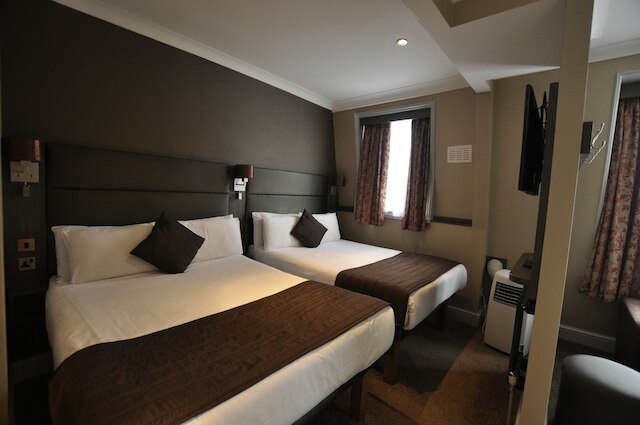 ブルネル ホテル