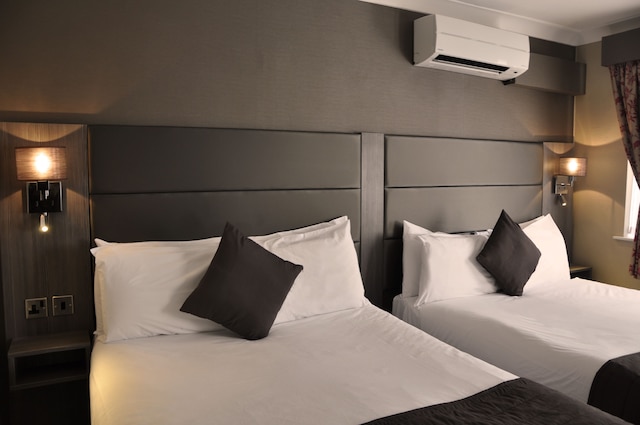 ブルネル ホテル