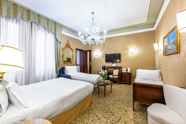 コロンビーナ ホテル