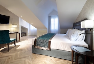 ユーロスターズ カーサ デ ラ リリカ