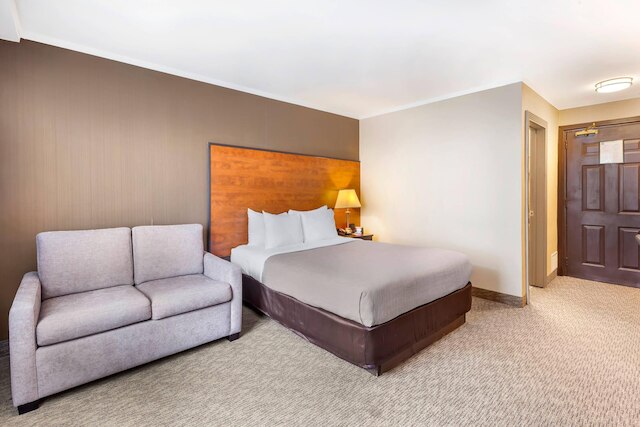 クオリティ イン トロント エアポート