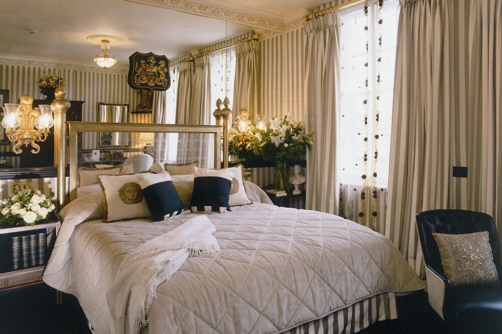 ザ ルーベンズ アット ザ パレス