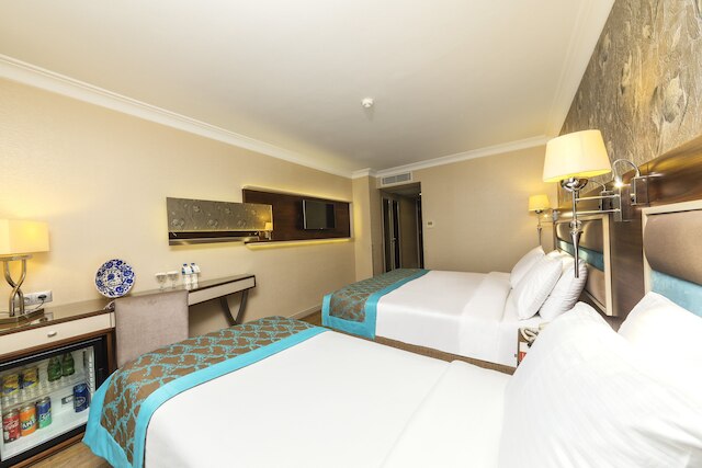 グランド ヤウス ホテル