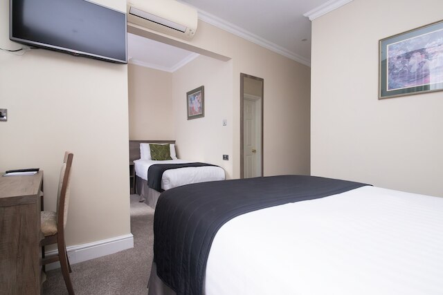 ケンジントン ガーデンズ ホテル