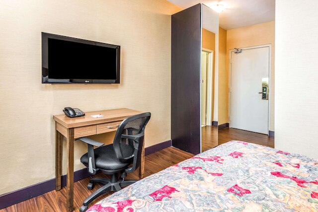 ハワード ジョンソン バイ ウィンダム トロント ダウンタウン ウエスト