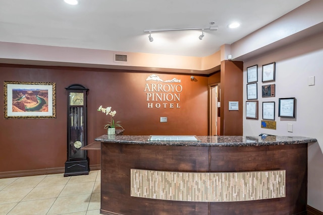 アロヨ ピニオン ホテル, アン アセンド コレクション ホテル