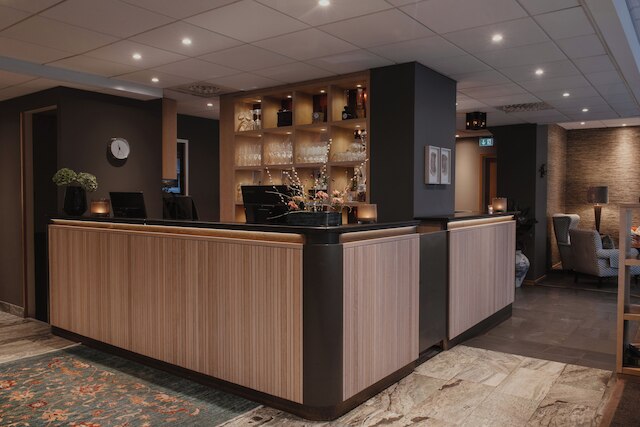 ホームホテル ウェリントン