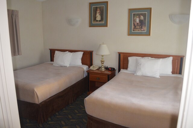 トラベロッジ バイ ウィンダム ナイアガラ フォールズ アット ザ フォールズ