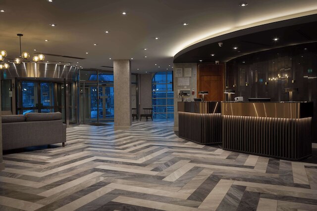 ヒルトン カーディフ