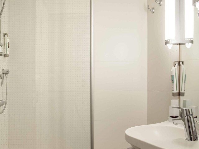 イビス バルセロナ コルネーリャ