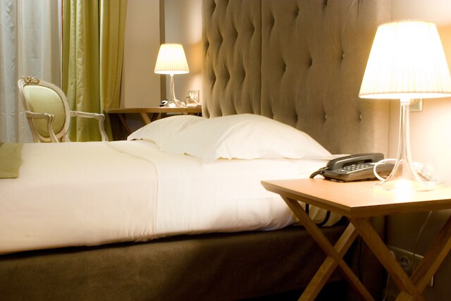 WHO - ウィンザー ホテル オペラ