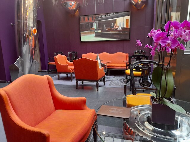 WHO - ウィンザー ホテル オペラ