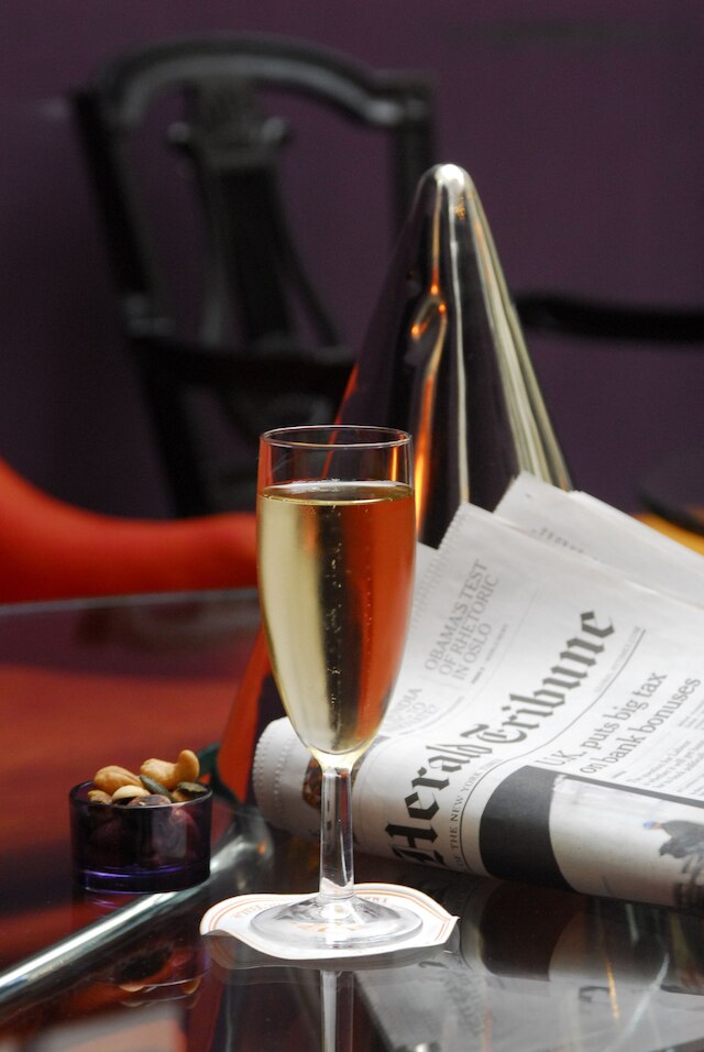 WHO - ウィンザー ホテル オペラ