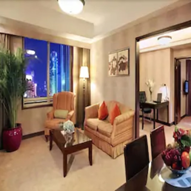 ラマダ プラザ ティアン ルー