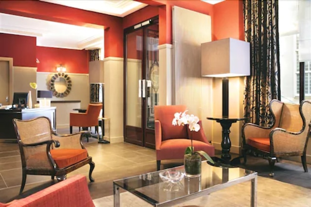 クリスタル オテル