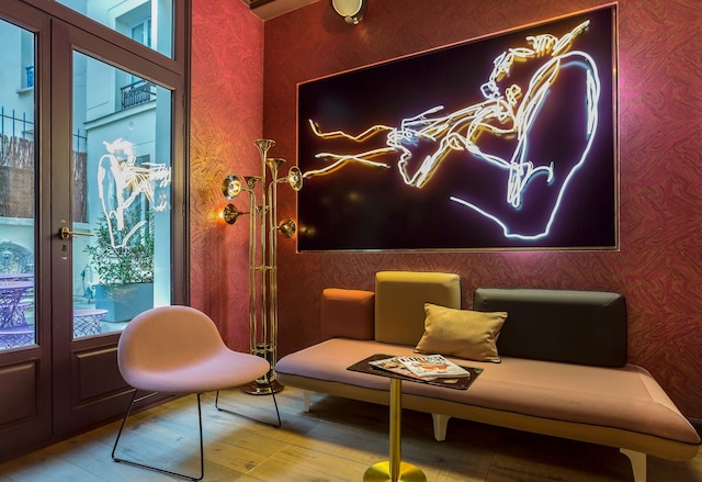 アイドル ホテル