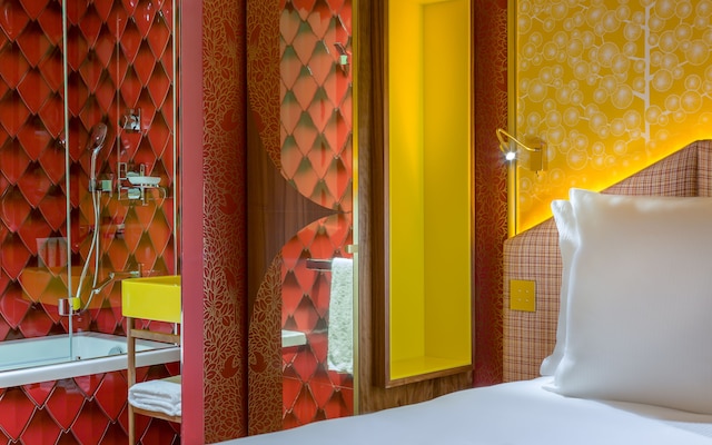 アイドル ホテル