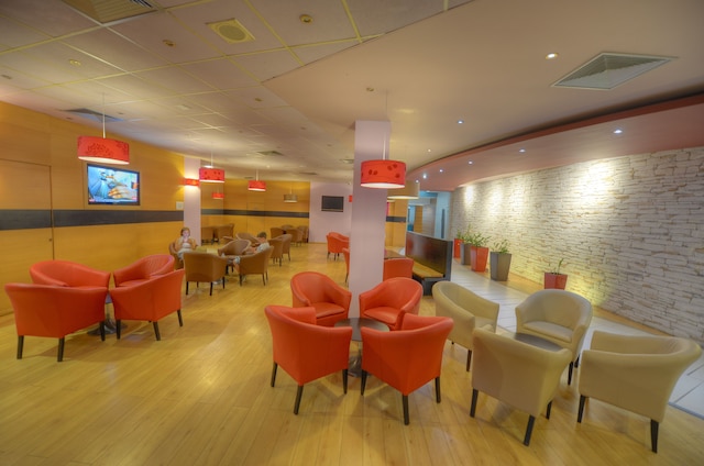 ザ プレルナ ホテル