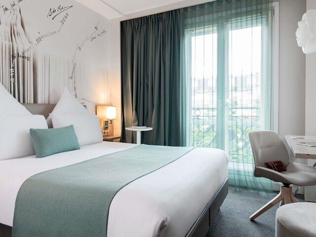 メルキュール パリ モンパルナス ラスパイユ