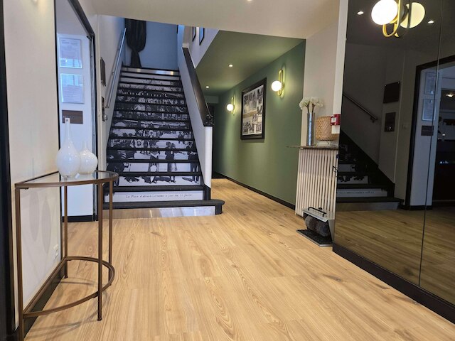 シュア  ホテル バイ  ベストウェスタン ロリアン サントー