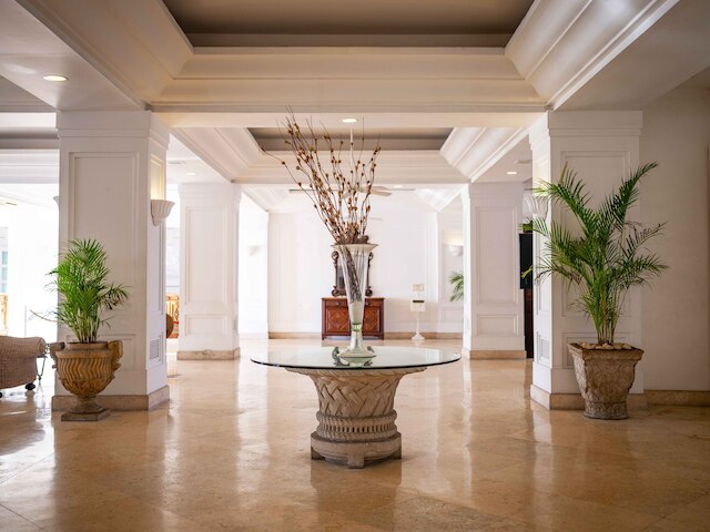 ラス ハダス バイ ブリサス