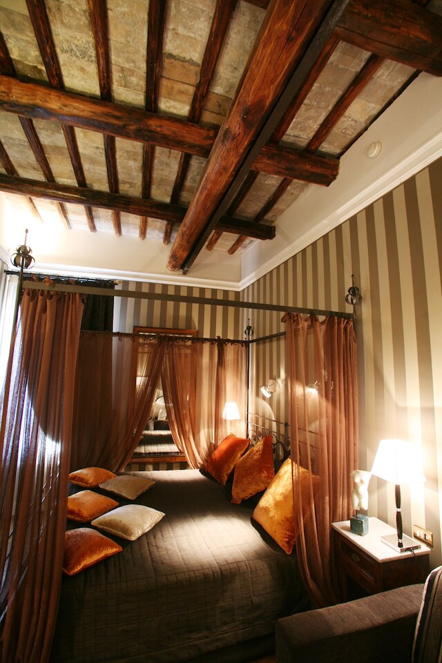 ジ イン アット ザ スパニッシュ ステップス