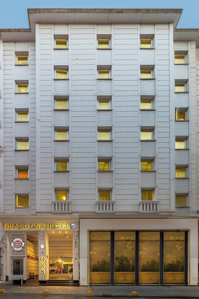 グランド オンス ホテル