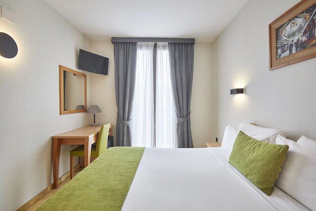 ホテル フロール パークス