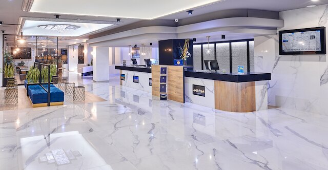 グラン  ホテル ルナ デ グラナダ