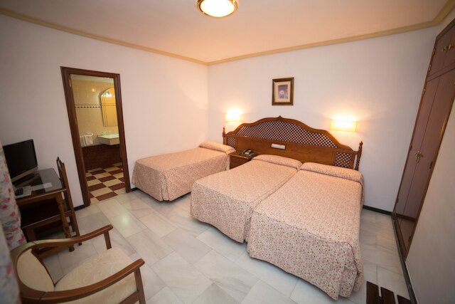 ロス オメヤス ホテル