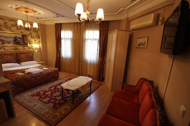 タシュコナック ホテル