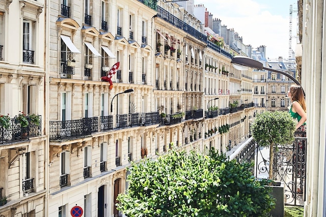 オテル セルバンテス バイ ハッピーカルチャー