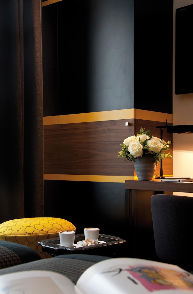 ル グレイ ホテル