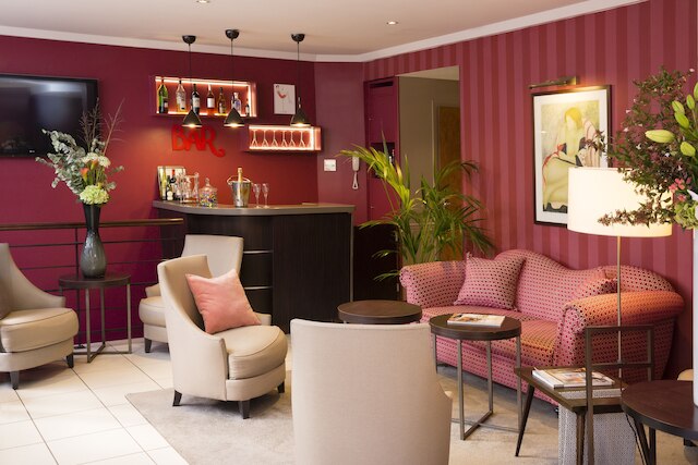 ヨーロッパ ホテル パリ エッフェル