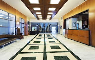 エクセ ラス アデルファスホテル