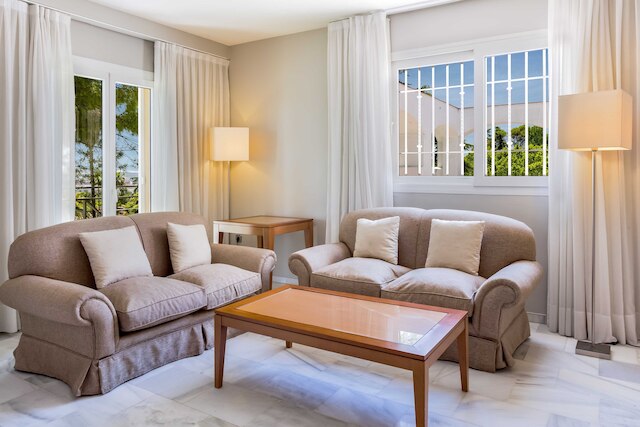 エクセ ラス アデルファスホテル