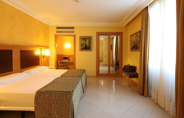 ホテル ヌーヴェル