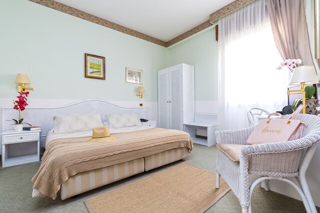 ヴィラ ティツィアーナ ホテル