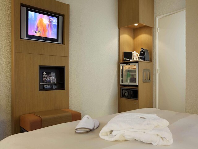 ノボテル ロワシー サン ヴィッツ