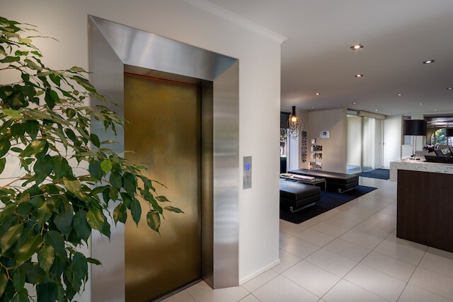 ベストウェスタン プラス トラベル イン ホテル