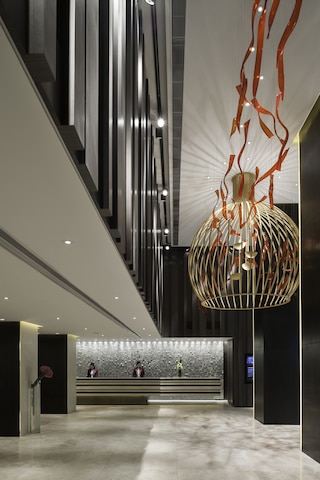 ゲートウェイ、マルコ ポーロ ホテル (馬哥孛羅港威酒店)