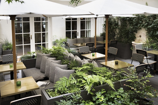 ホテル ドーブッソン